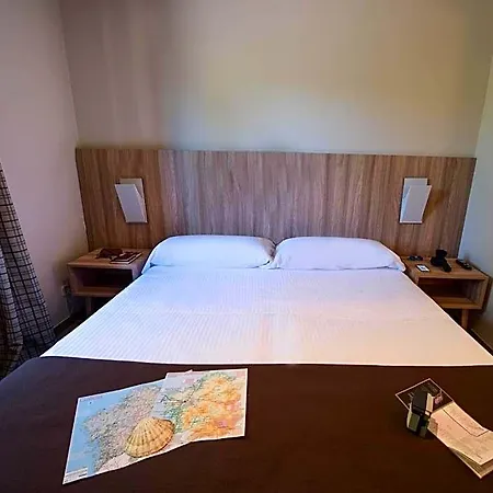 ホテル Monte Do Gozo 2*