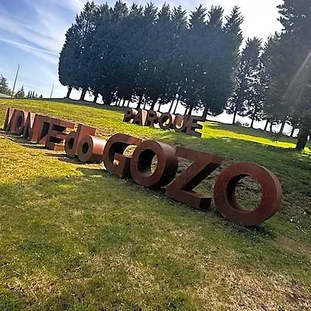Monte Do Gozo サンティアゴ・デ・コンポステーラ